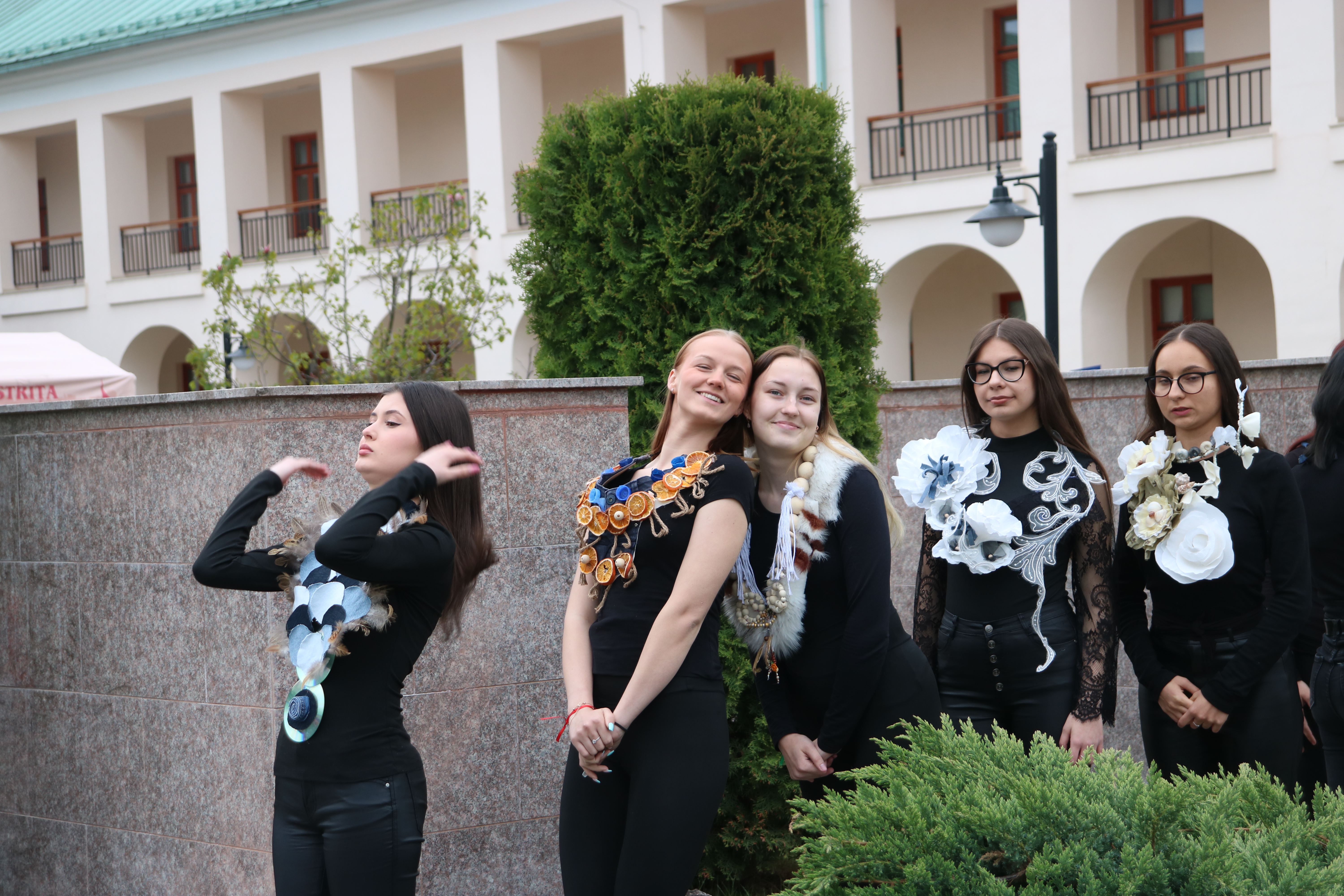 Student exchange blog: "Art is Green" in Romania April/May 2026 by Karola pilt